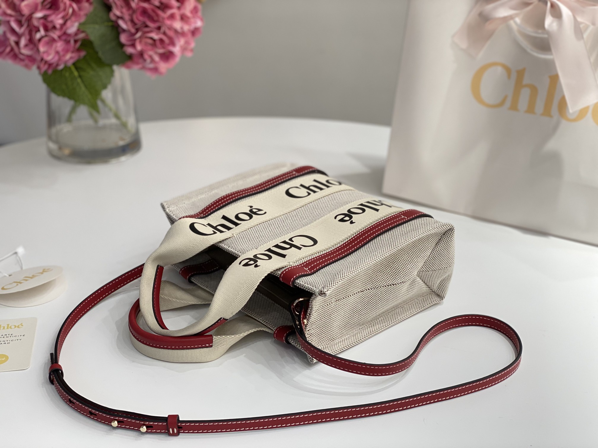 Chloe Small Woody Tote Bag In Linen